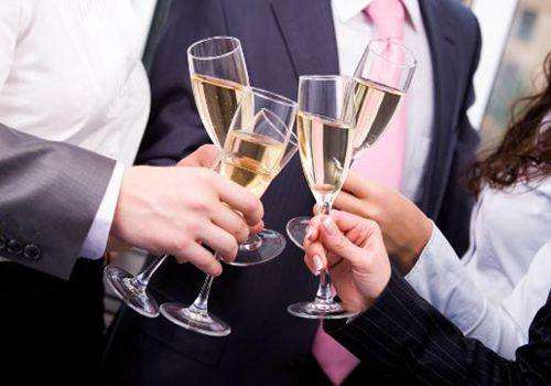 酒精中毒症状及酒精中毒正确处理方法