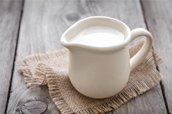 有益睡眠 看看睡觉前喝牛奶好吗