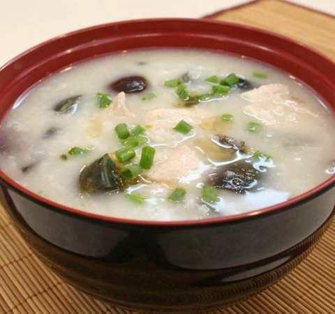 高血压病人少吃 松花蛋的营养和吃法介绍