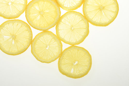 皮肤发黄怎么美白 内外兼修双管齐下