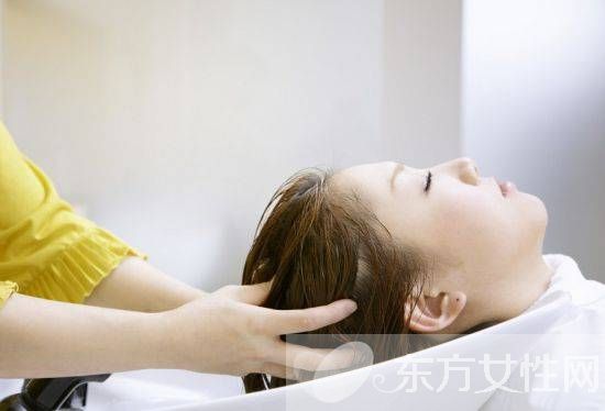 洗头正确方法是什么 3小贴士让你头发长期柔顺