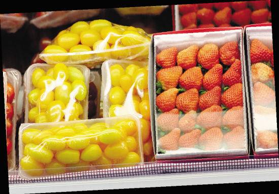 保鲜膜怎么用最好 这几种食物千万别用保鲜膜