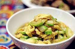 西葫芦炒鸡蛋的做法 两大烹饪技巧需掌握