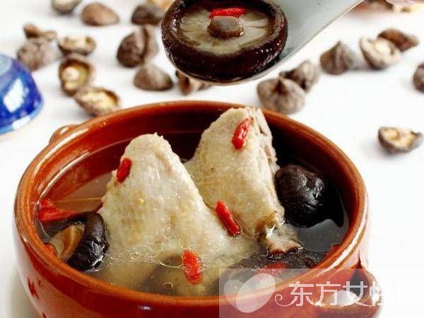 冬菇鸡汤的家常做法 鸡汤的营养价值及功效