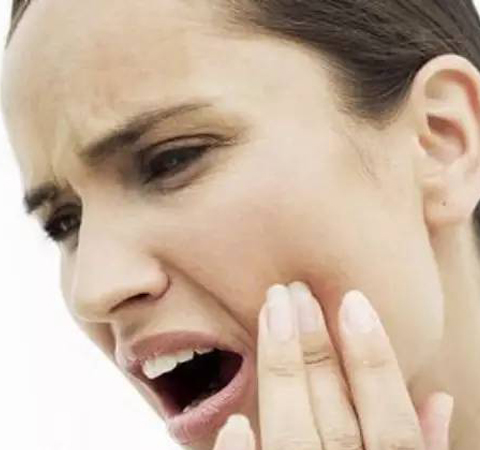 嘴上起泡怎么回事 并非上火那么简单