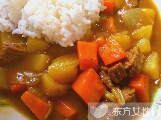 牛肉咖喱饭的做法步骤 牛肉不仅养身还抗衰老