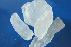 明矾的作用功效与用途介绍