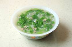 青菜粥的家常做法 让你健康吃出来
