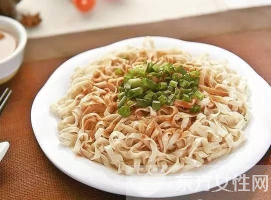 花生酱拌面的家常做法 花生酱拌面的烹饪技巧