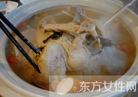如何制作酸萝卜老鸭汤 9大步骤轻松学会