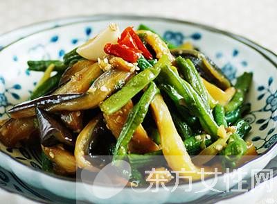 豆角烧茄子的家常做法 豆角补肾助消化