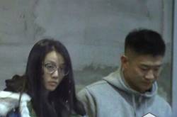 曹云金新恋情曝光 牵手嫩模举止亲密