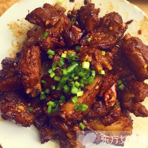 红烧排骨怎么做好吃 排骨竟还有这功效