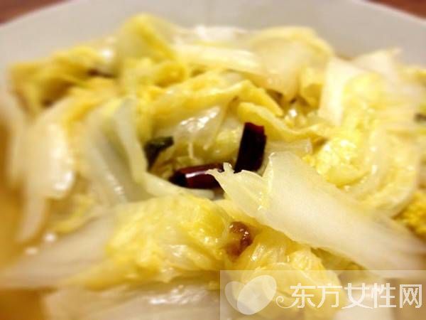 醋溜白菜的做法大公开 白菜不但能润肠还助消化