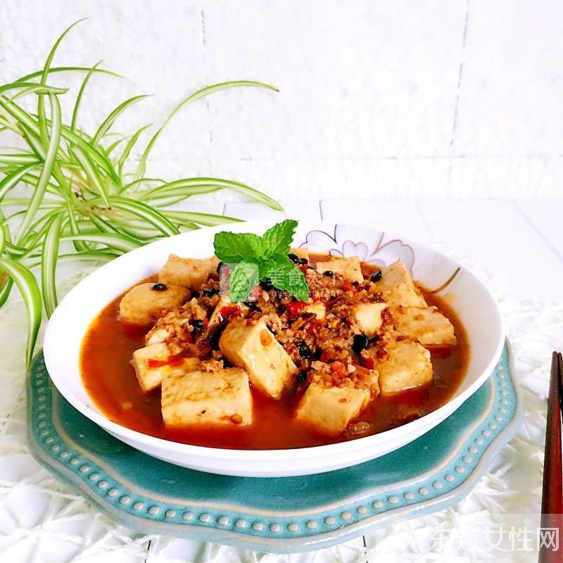 麻辣豆腐的做法大全 麻婆豆腐是哪个菜系的名菜