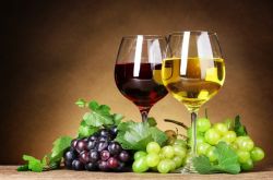 喝葡萄酒的好处和坏处 四类人群不宜喝葡萄酒