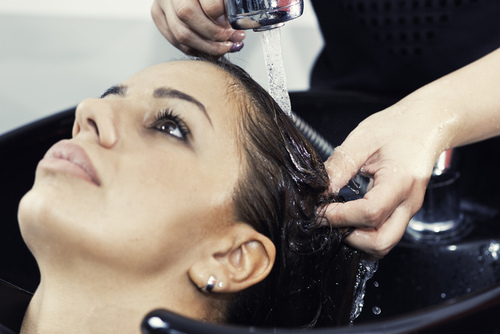 月经期能洗头吗 小编解你知