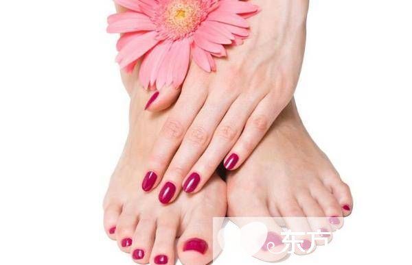 治疗脚气脚臭的方法有哪些 几个小偏方帮到你