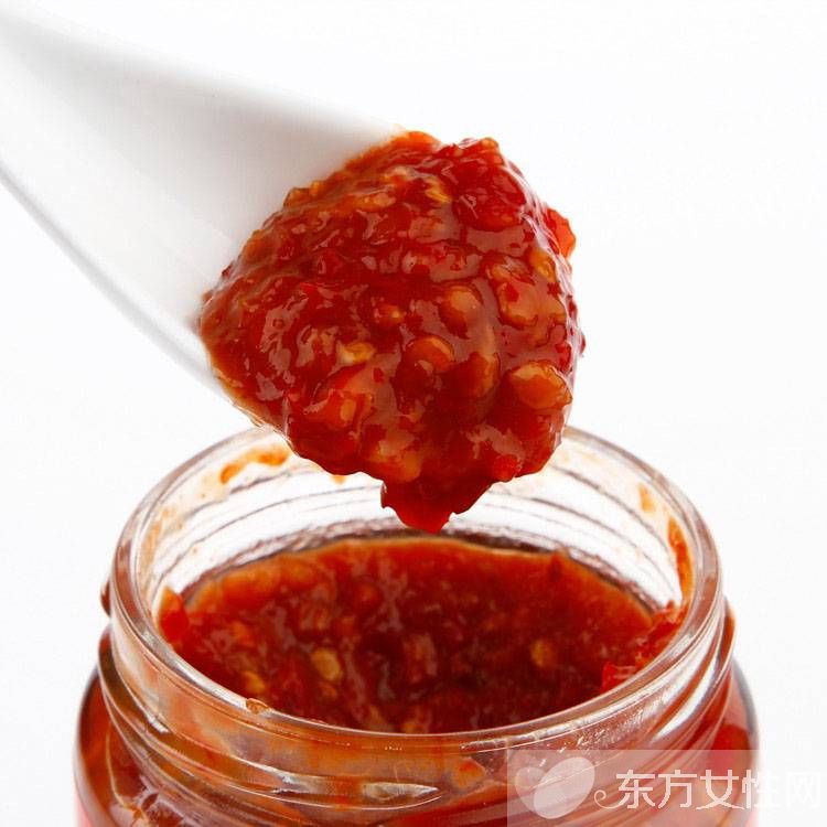 蒜蓉辣椒酱的做法 蒜蓉辣椒酱怎么吃