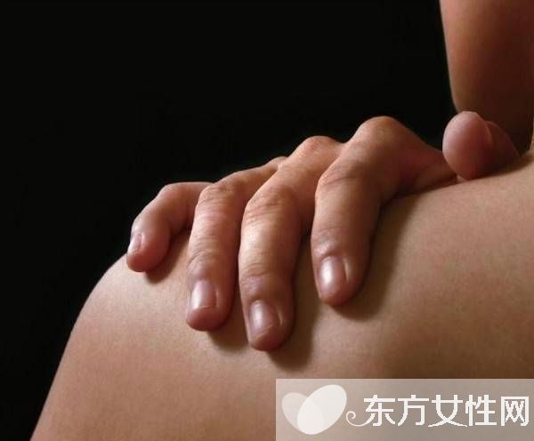 肩周炎的早期症状 肩周炎的锻炼方法