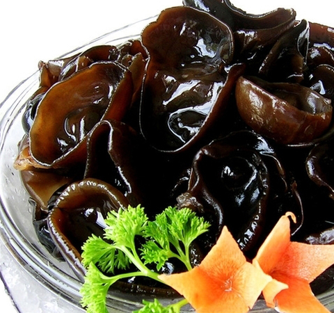 揭木耳的功效与作用 黑白木耳搭配有妙用