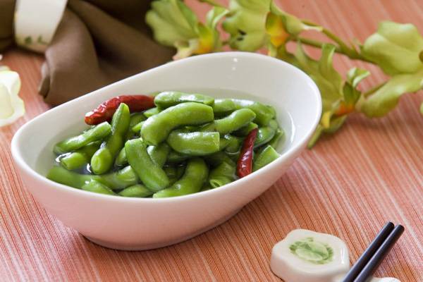 盐水毛豆怎么做好吃  女人吃毛豆有什么好处