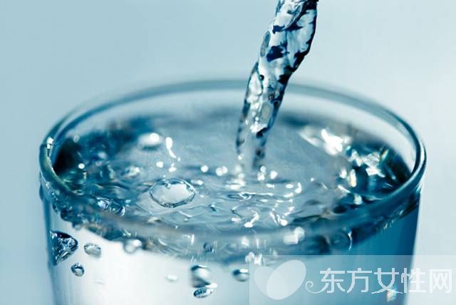 纯净水的危害有哪些 纯净水和矿泉水的区别