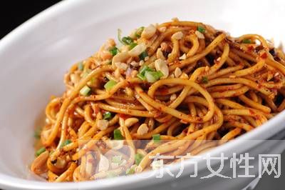 拌面的家常做法 九大家常做法任你选择