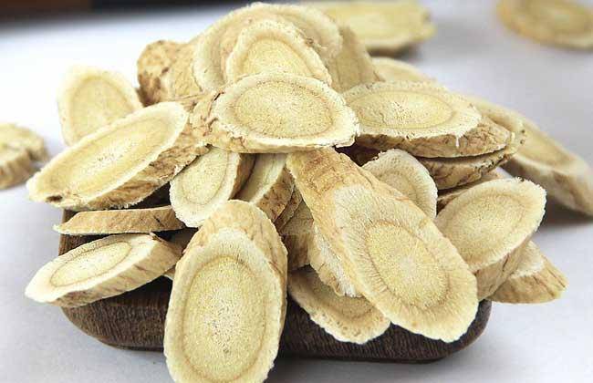 黄芪的副作用有哪些 哪些人不适合喝黄芪泡水