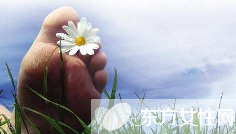 治脚臭最有效的方法 六个小妙招帮你轻松搞定