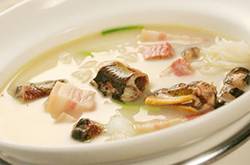 鱼汤怎么炖白 鱼汤的营养价值