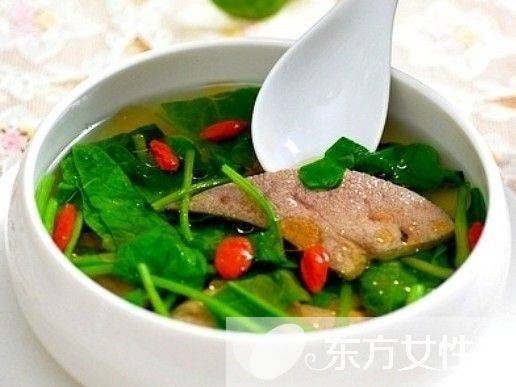 猪肝汤的功效有哪些 揭猪肝的做法