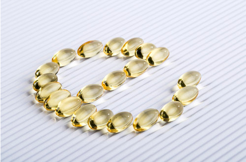 含维生素e的食物    植物油绿叶蔬菜含量多