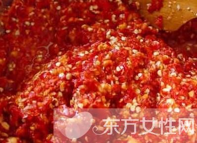蒜蓉辣椒酱的做法 蒜蓉辣椒酱怎么吃