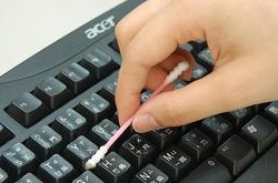 该如何清洗键盘呢？快速清洗键盘小窍门