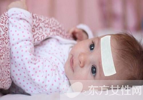 小孩反复发烧怎么办 宝宝反复发烧吃什么好