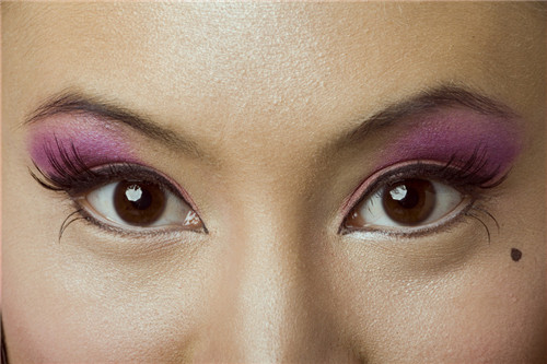 皮肤老化的信号 警惕六大皮肤老化症状