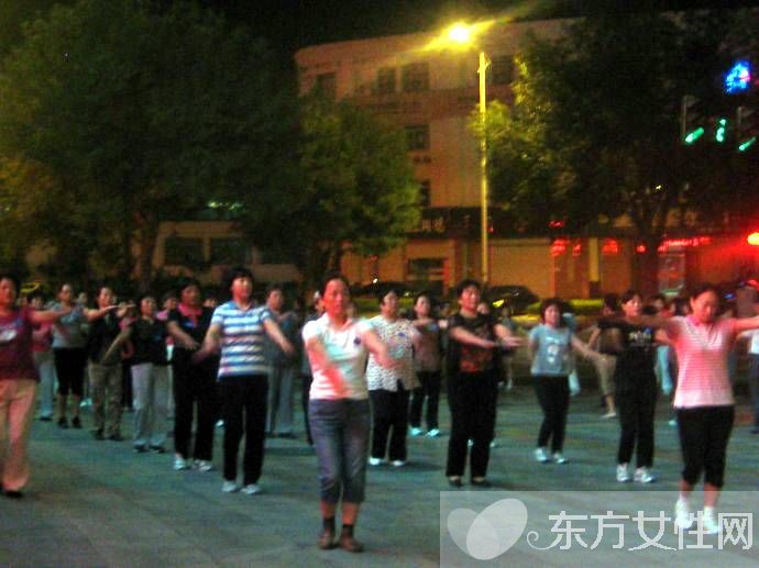 行进有氧健身操的好处 行进有氧健身操的5点要求