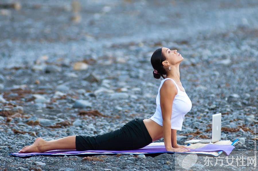 10分钟超有效燃脂瘦身瑜伽 还不快学