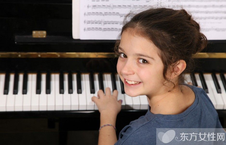 学钢琴的最佳年龄 学钢琴的N多好处你一定不知道