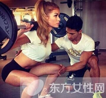 深蹲怎么做 深蹲的6大标准动作