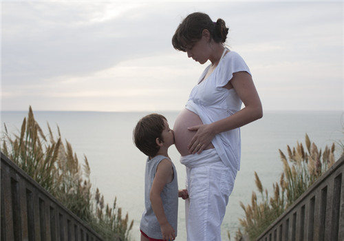 女人最佳生育年龄 有助于宝宝生长发育