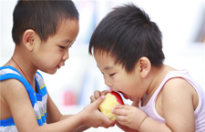 平安夜为什么要吃苹果 三个愿望祈求平安