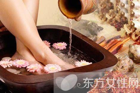泡脚的最佳时间 泡脚泡多长时间最好