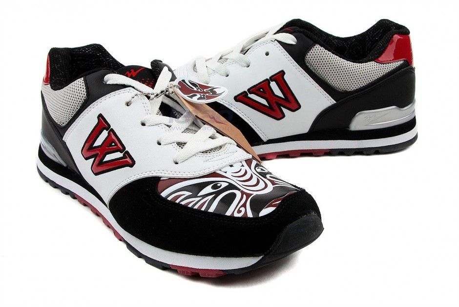 运动鞋怎么洗白 三大招教你如何清洗运动鞋