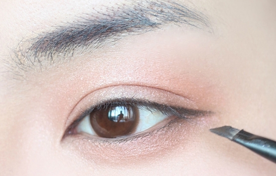 韩范甜美新娘妆容教程 让你美翻众人