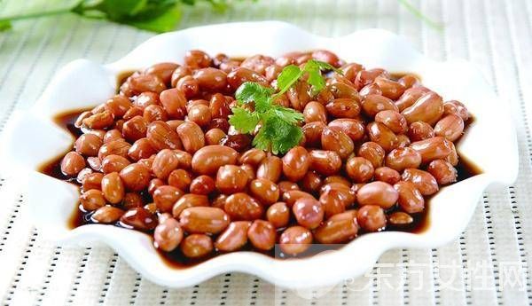 醋泡花生的作用有哪些 切忌4种人不宜吃花生