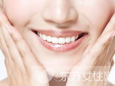 10招快速美白牙齿的方法 多吃含高维C水果也可美白