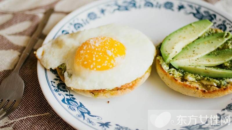 牛奶和鸡蛋可以一起吃吗 牛奶饮食禁忌不可忘