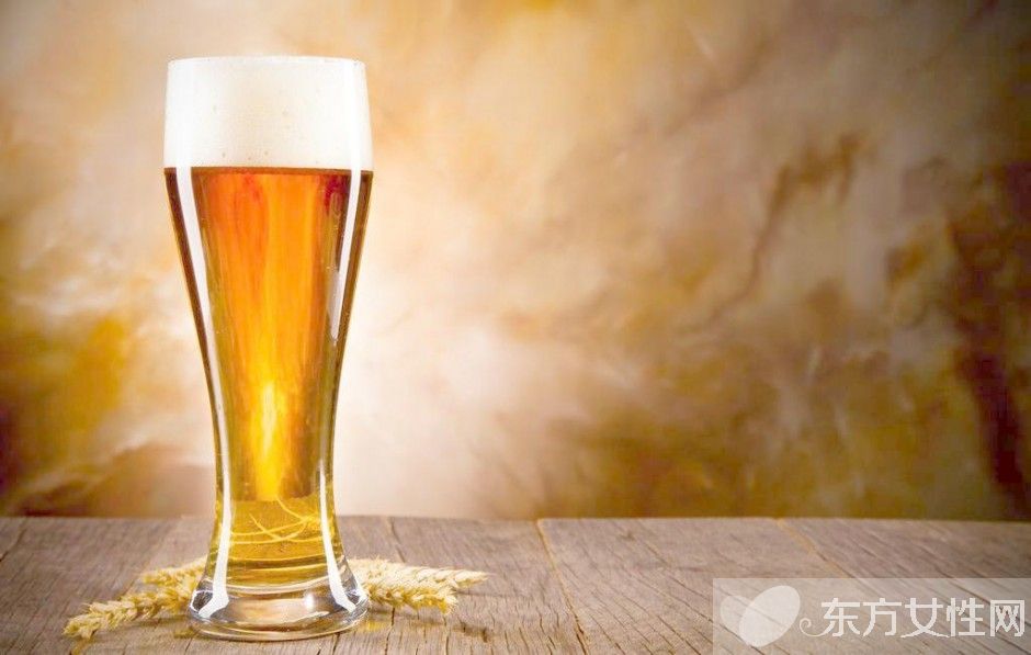 为什么一喝啤酒就拉肚子 夏季喝啤酒的注意事项